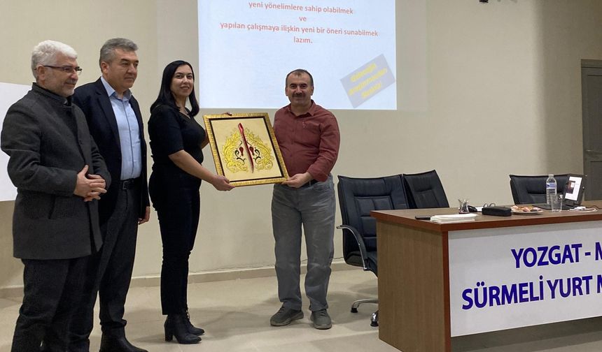 Yozgat'ta Profesör Gençlerle Buluştu, Kariyer Konuştu