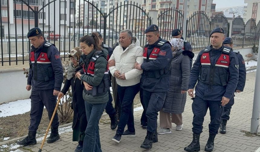 Yozgat’ta ‘Ölü Kimliği’ Skandalı: Maaş, Yardım, Deprem Parası Hepsi Alınmış