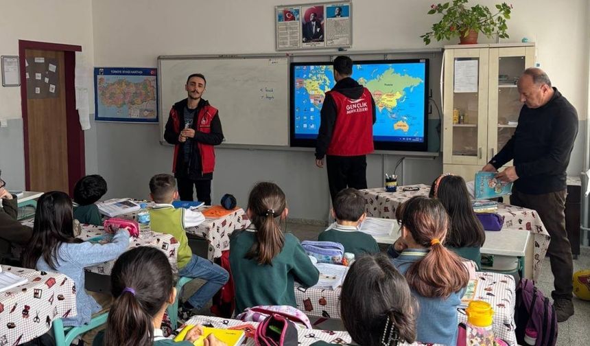 Akdağmadeni’nde Geleceğin Teknoloji Yıldızları Anlatıldı