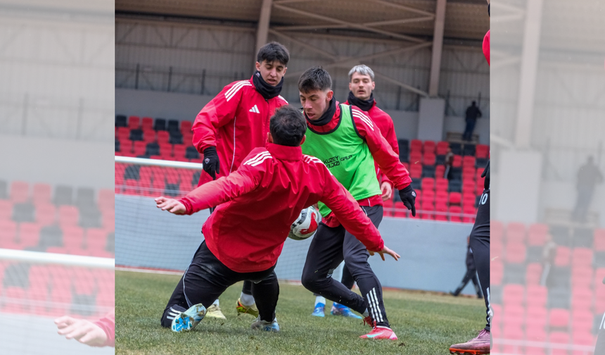 Bozokspor Karabük İdman Yurdu Maçı İçin Tam Kadro Sahada