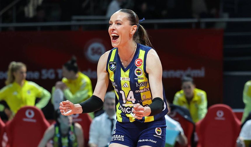 Eda Erdem Fenerbahçe'de kalıyor mu? Eda Erdem kimdir, kaç yaşında ve nereli?