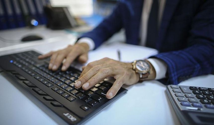 İŞKUR son rakamları duyurdu: Dört ayda yarım milyon kişi iş sahibi oldu. İşte en çok eleman aranan meslekler