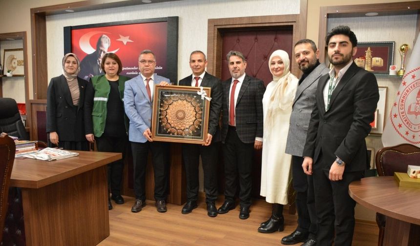 Yeşilay Yozgat İl Yönetiminden Altınkaynak'a Ziyaret