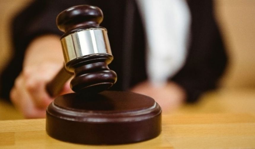 Eski Çalışanının Fotoğrafını Paylaşan Patrona Hapis Cezası