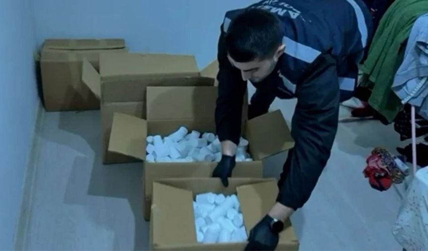 Samsun'da Akıl Almaz Olay: Anne ve Oğlunun Evinde 230 bin Hap Çıktı
