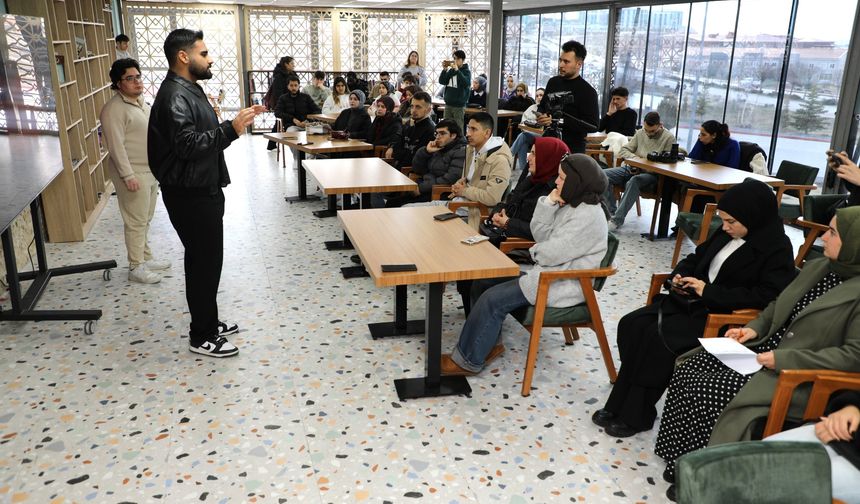 Yozgat'ta Gençlere Siber Vatan Anlatılıyor