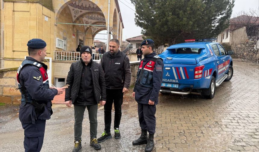 Yozgat'ta Jandarma Ekiplerinden Telefon Dolandırıcılığına Karşı Bilgilendirme