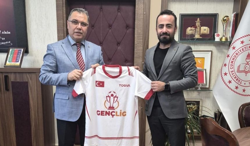 Yozgat'ta TÜGVA Gençligi Başlatıyor, Müdür Altınkaynak Destekliyor