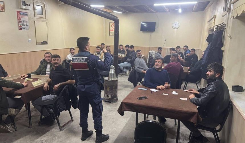 Yenifakılı Jandarmasından Köyde Dolandırıcılık Uyarısı