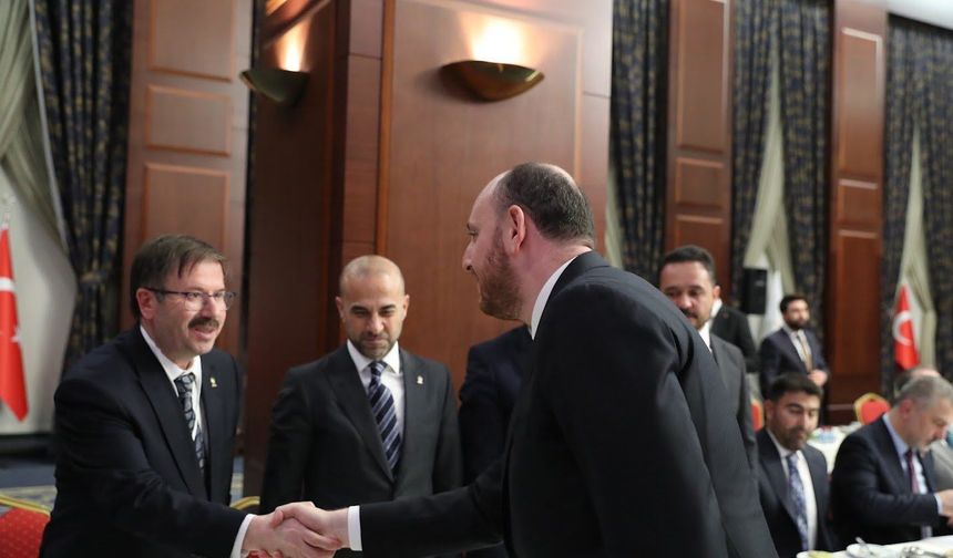 AK Parti Yozgat İl Başkanı Teşkilatı İçin Ankara'ya Gitti