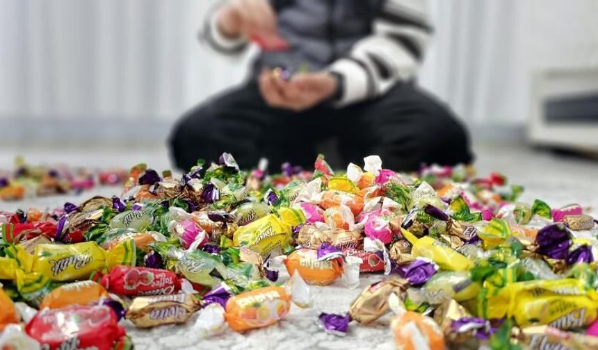 Yozgat’ta Bayram Geleneği Sürüyor: Çocuklar Kapı Kapı Şeker Topladı