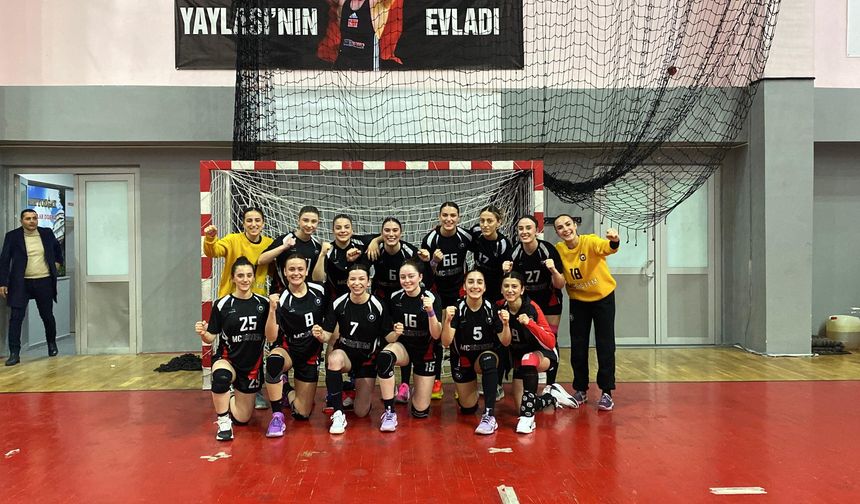 MC Sistem Yozgat Gençlikspor devreyi 21-16 önde kapattı