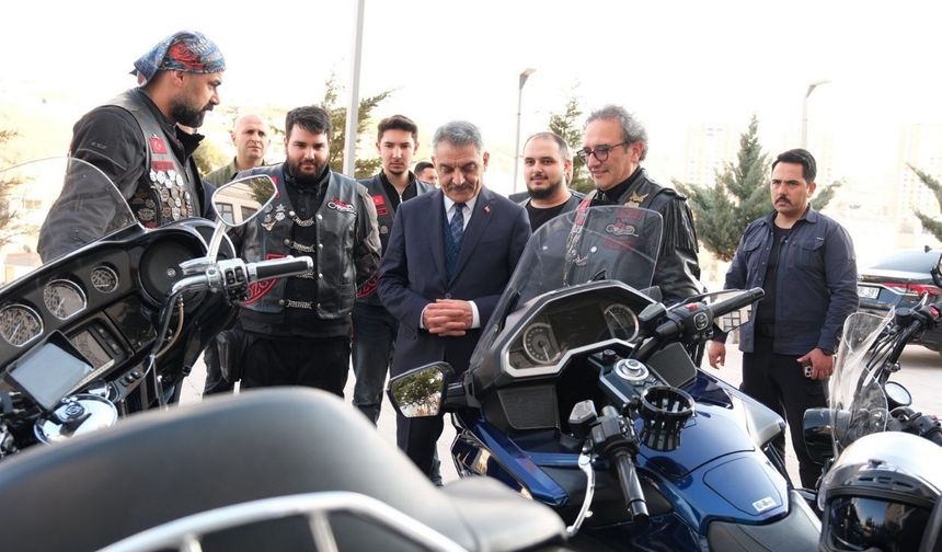 Türk Chopper MC Motosiklet Kulübü Yozgat İl Temsilcisi Vali Özkan'ı Ziyaret Etti