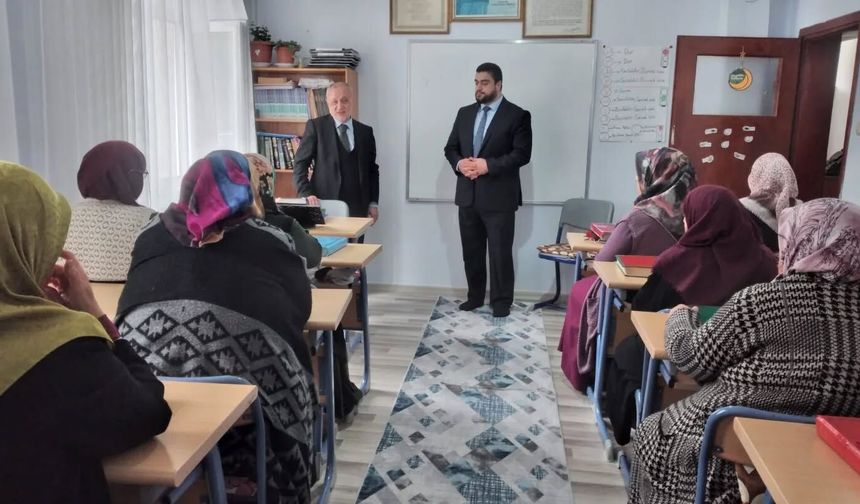 Yozgat İl Müftüsü Aydıncık'ta İncelemelerde Bulundu