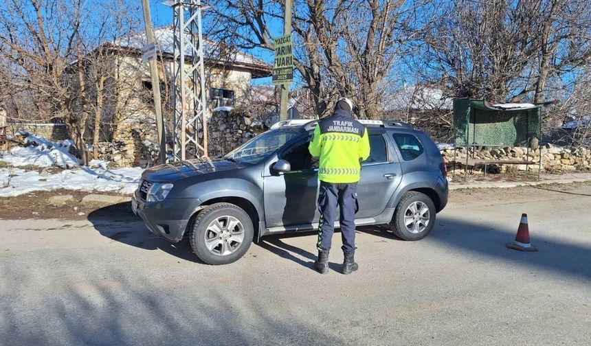 Yozgat’ta Trafik Denetimleri Sıkılaştı: Eksik Belgeler Anında Tespit Edildi