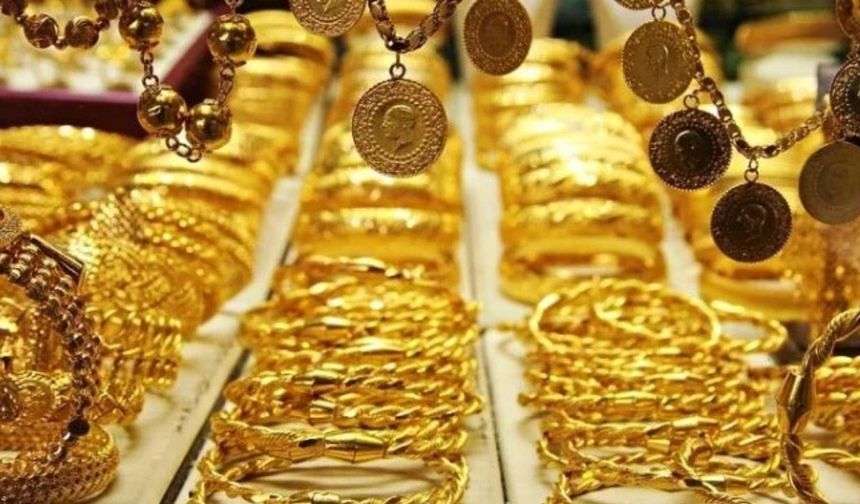 Altın yeniden zirveye mi çıkacak? Dev bankalardan altın tahmini!