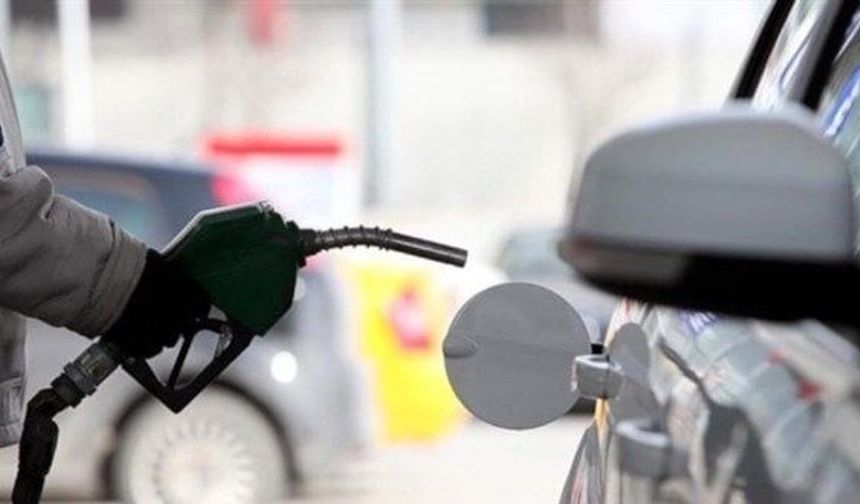 Benzin ve motorine zam geliyor: Pompaya yeni fiyatlar arttı