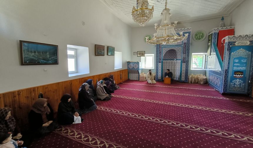 Yerköy’de Mukabele Geleneği Yaşatılıyor