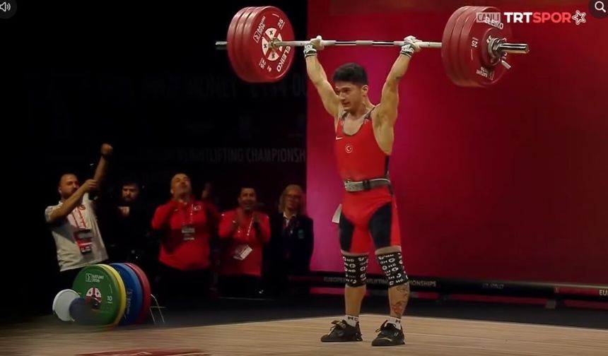 Yozgatlı Halterci Avrupa Şampiyonu Oldu Rekor Kırarak Tarihe Geçti