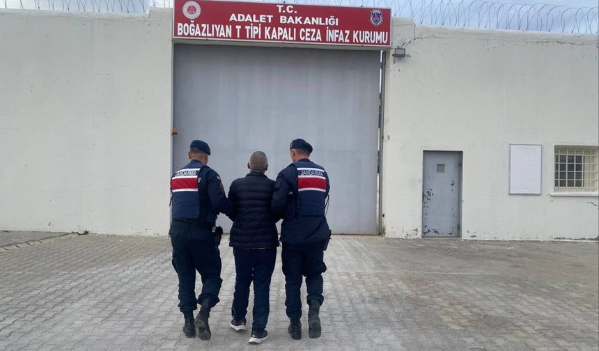 Yozgat'ta Jandarma Dolandırıcıyı Kıskıvrak Yakaladı
