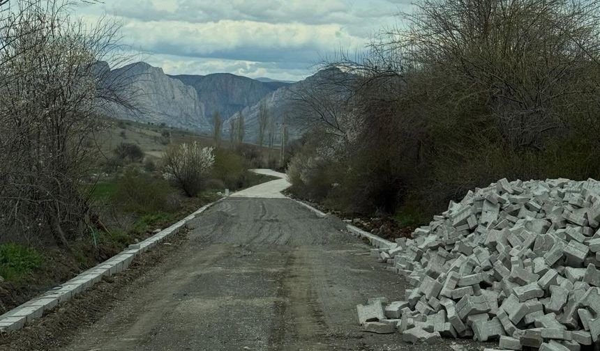 Yozgat’ta Kırsala Dev Hizmet! 22 Köyde Yol Sorunu Çözüldü