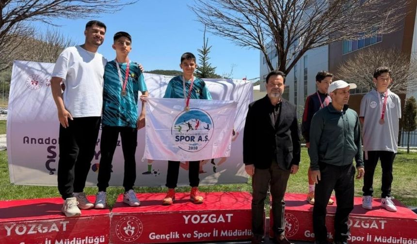 Yozgat'ta Nefes Kesen Yarış! Madalyalar Birer Birer Sahiplerini Buldu