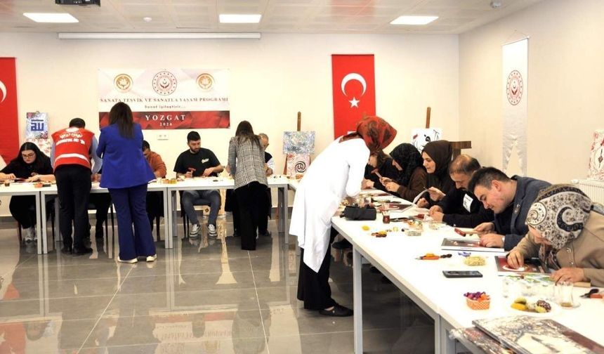 Yozgat’ta Şehit Aileleri ve Gaziler Sanatın İyileştirici Gücüyle Buluşuyor