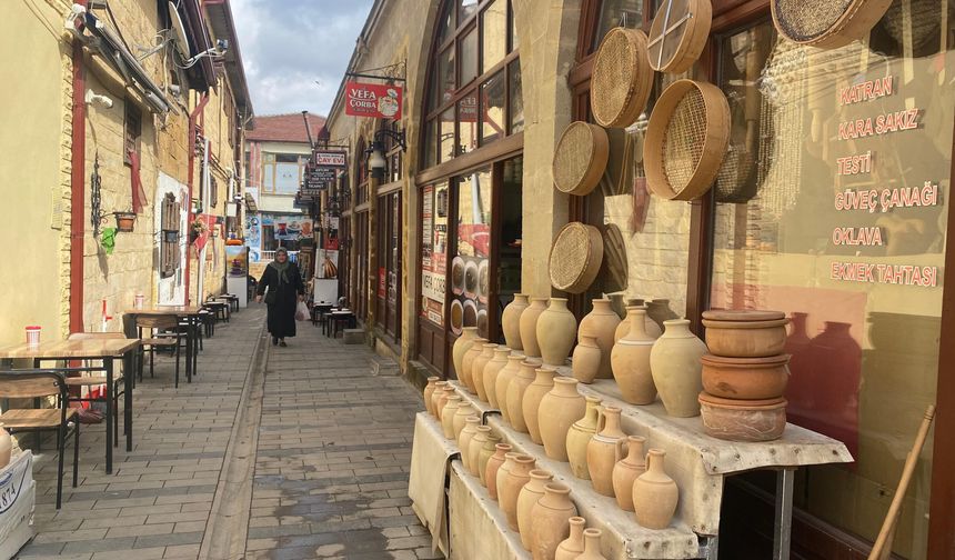 Yozgat'ta Tarihi Çarşıda Sessizlik Hakim: Eski Canlı Günlerini Arıyor