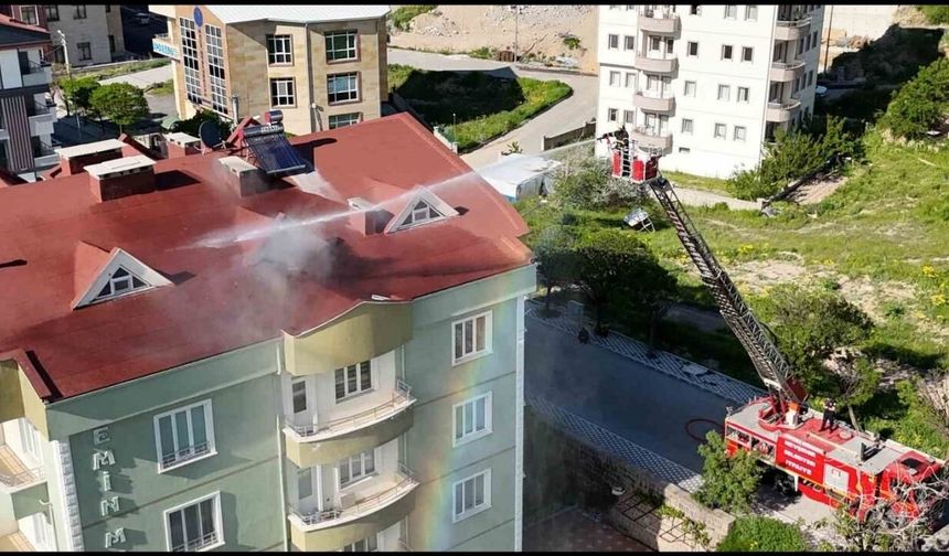 SON DAKİKA! Nevşehir’de Korkutan Teras Yangın