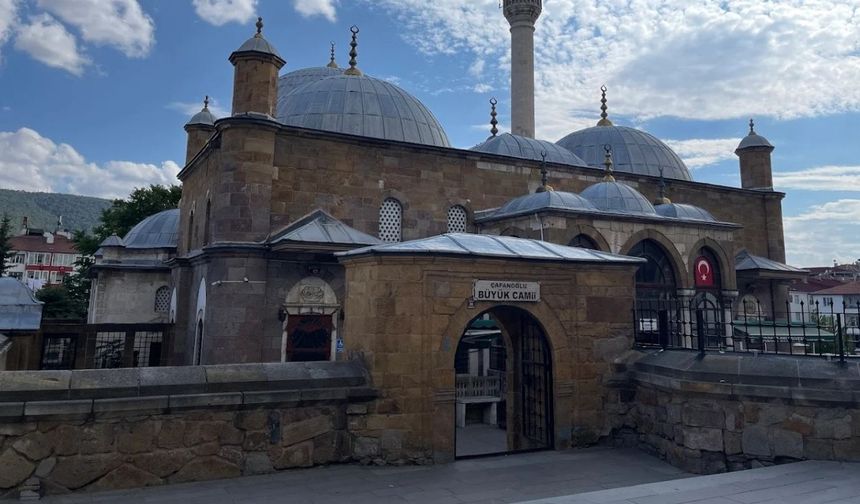 Yozgat'taki Tüm Camilerde Ortak Ses: "Alın Teri Mukaddestir"