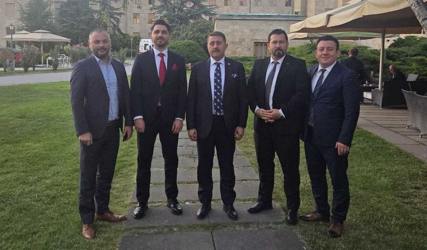 Ethem Sedef, İstanbul Yozgatlılar Federasyonu Heyetini Ağırladı