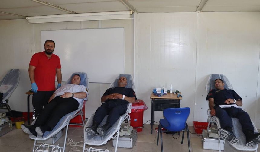 Jandarmadan Hayat Kurtaran Destek! Yozgat'ta Kızılay İçin Kan Bağışı Yapıldı