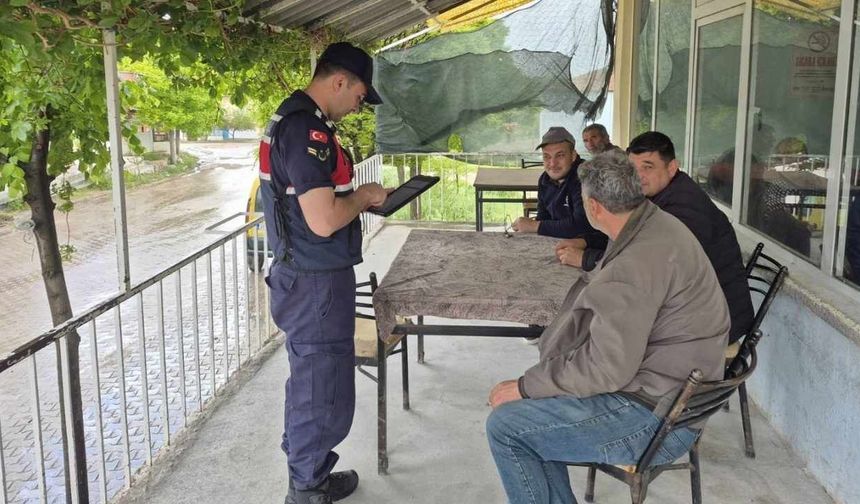 Yenifakılı'da Jandarmadan Vatandaşlara Hırsızlık ve Dolandırıcılık Uyarısı