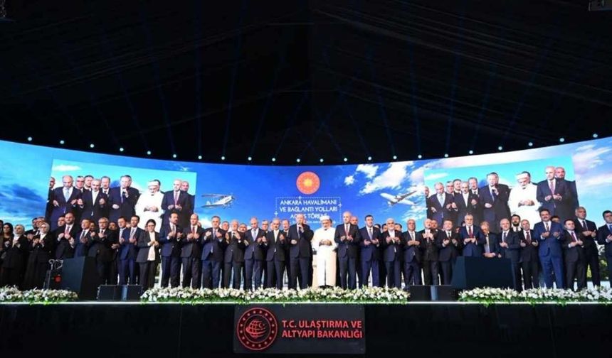 Bakan Uraloğlu Yozgat'ta Müjdeyi Verdi! Türkiye'nin 60. Havalimanı Açılıyor