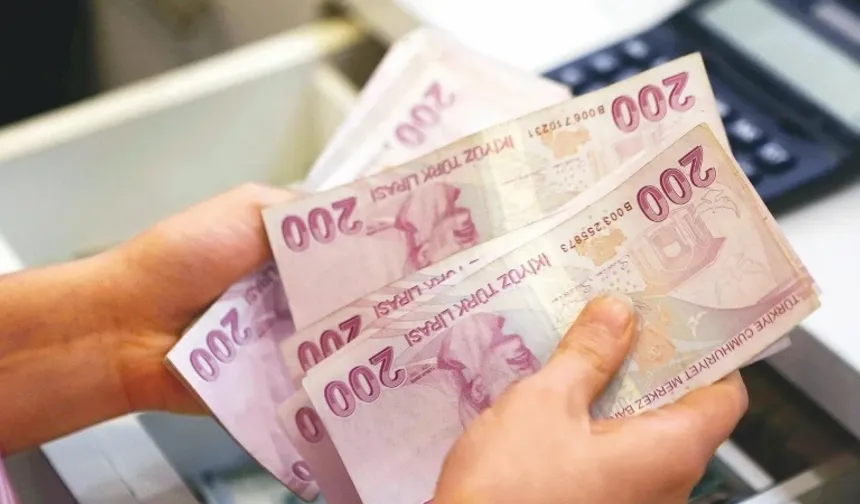 Öğretmen ve uzman öğretmen maaşları temmuzda ne kadar olacak?