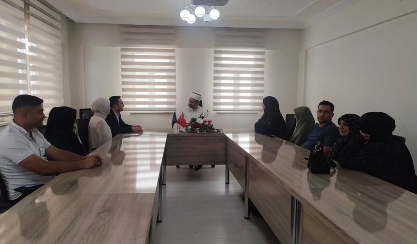 Akdağmadeni İlçe Müftülüğünde Resmi Nikah Sayısı 100'e Ulaştı