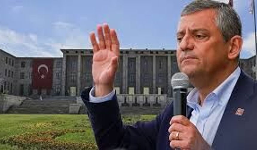 CHP'de Özgür Özel Devri Resmen Kapandı