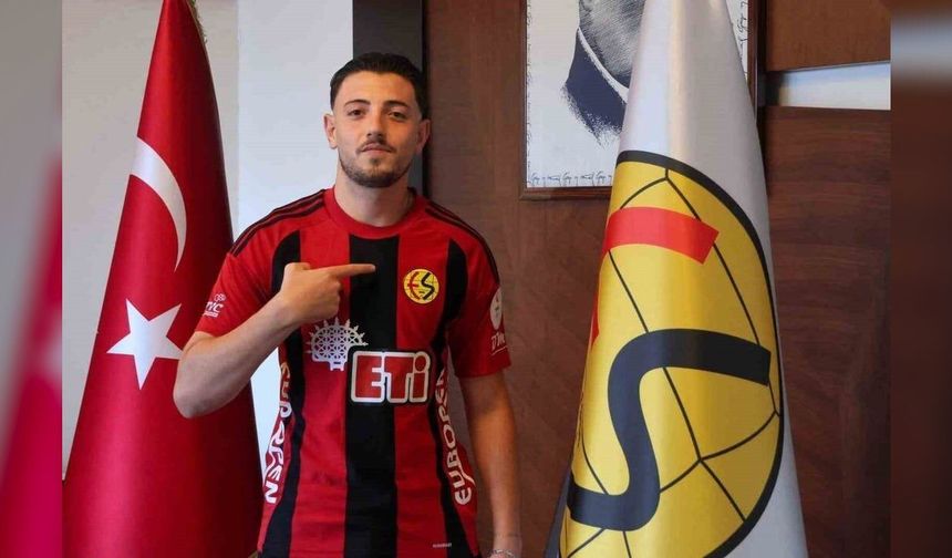 Eskişehirspor'dan Savunmaya Çifte Hamle: Ahmet Lütfi Kara ve Arda Okumuş İmzayı Attı