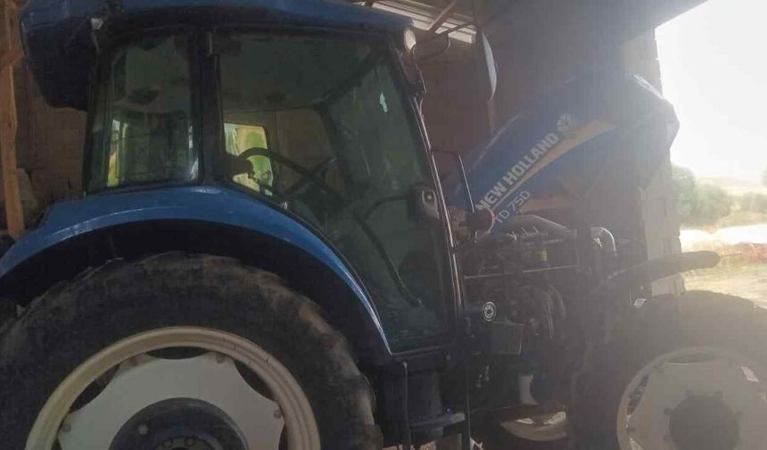Hasat Öncesi Traktörlerde Bakım Mesaisi Başladı
