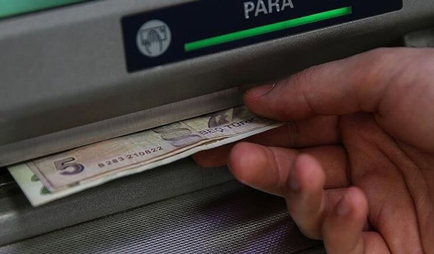 Zamlı memur ve emekli maaşlarının ödeme takvimi netleşti