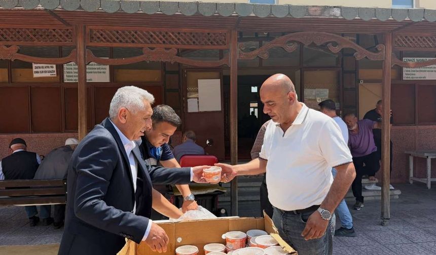 Şefaatli'de Muharrem Ayı Bereketi Aşure İkramıyla Yaşatıldı
