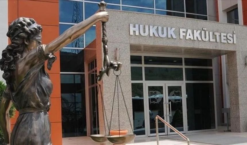 YKS Tercih Yapacaklar Dikkat! Hukuk Fakültelerine Giriş Zorlaştı