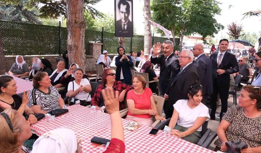 Yozgat Valisi Özkan, Bahadın Beldesinde Aşure Programına Katıldı