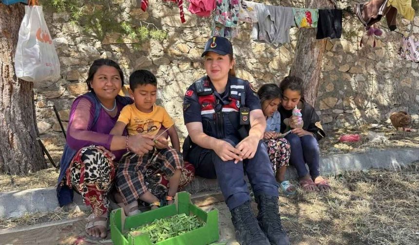 Yozgat'ta Jandarmaya Çift Görev: Hem Asayiş Hem Sevgi