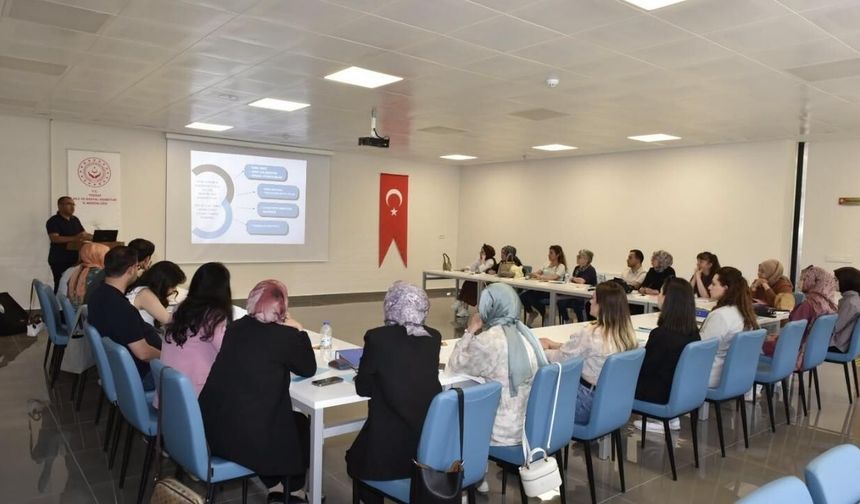 Yozgat’ta Otizme Dikkat Çekilirken Eğitimlerde Sürüyor