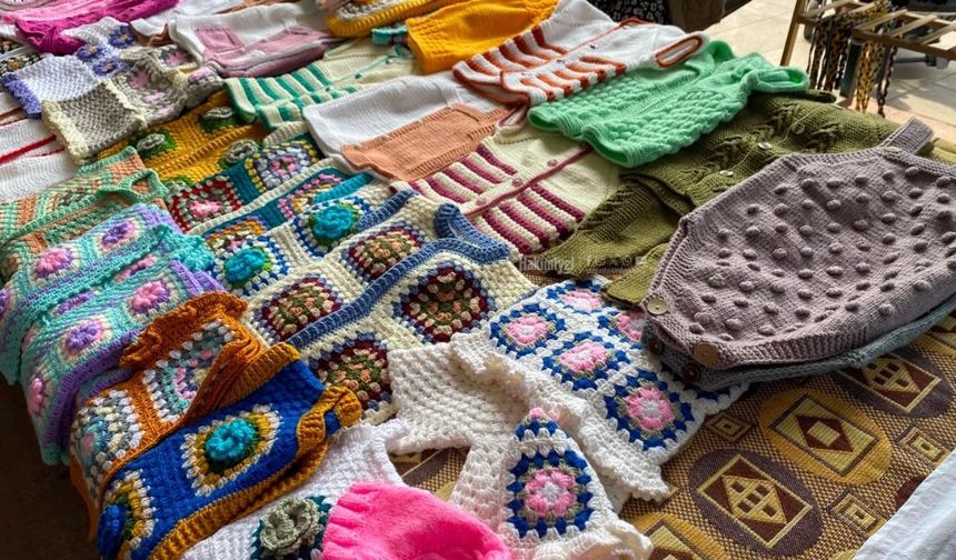 Yozgat'ta Sosyete Pazarında Kadınlar El Emeklerini Beğeniye Sunuyor