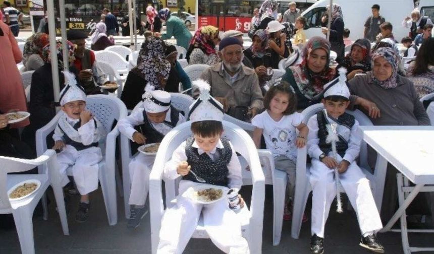 Yozgat'ta Gönülleri Isıtacak Etkinlik! Sünnet Çocuklarına Motosiklet Konvoyu