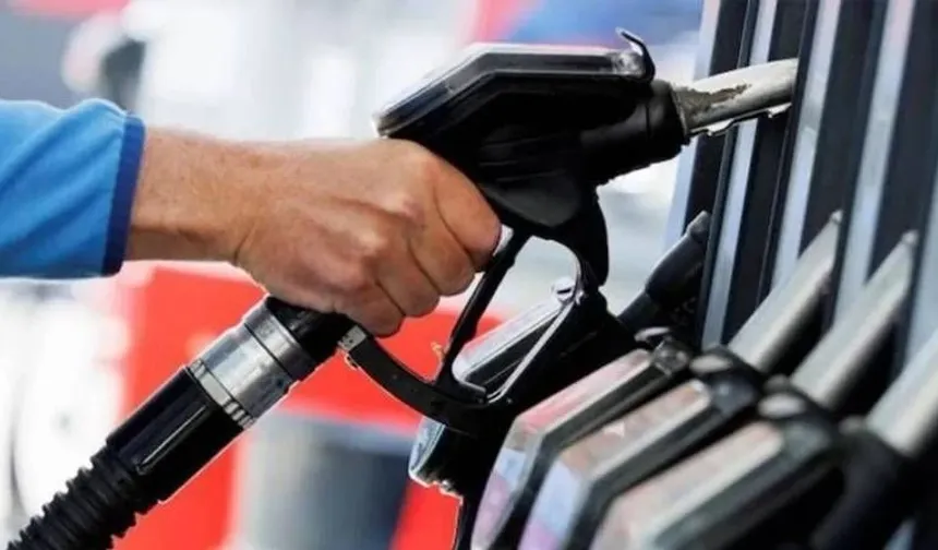 Benzin ve motorine zam gelecek mi? Tarih verildi