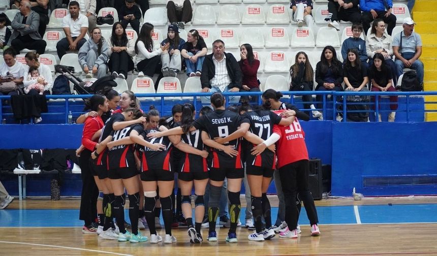 Bozok’un Melekleri Süper Lig’e Damga Vurdu: Yozgat GSK’den Muhteşem Açılış!