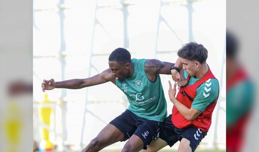 Konyaspor yeni sezon hazırlıklarında altyapı coşkusu: Gençlerle prova maçı